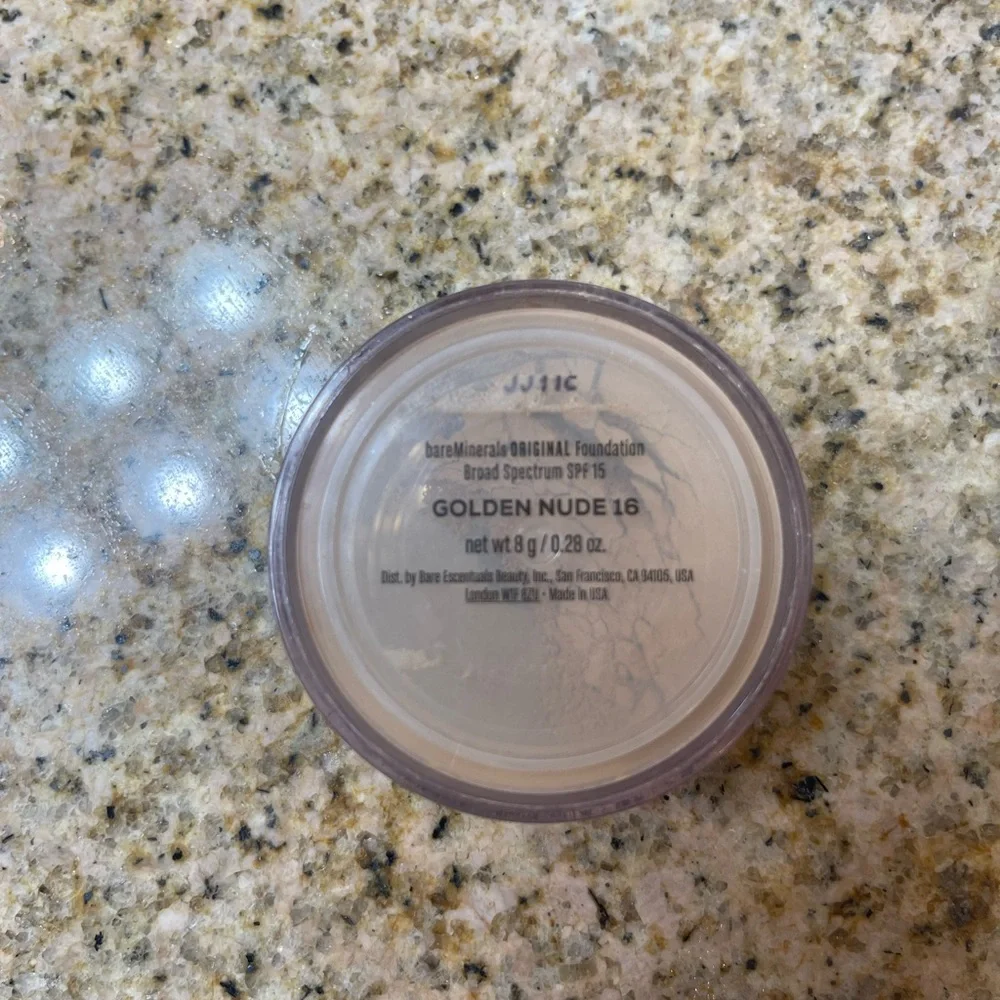 Bare Minerals Original Loose Powder Foundation in Golden Nude